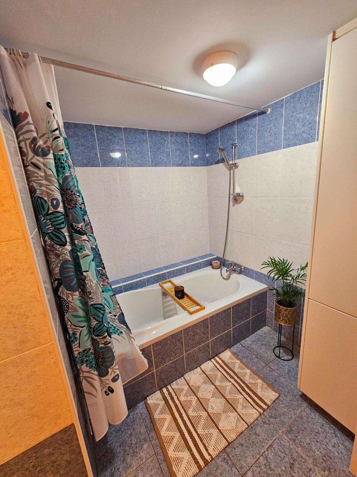 3 Palms Apartament *
